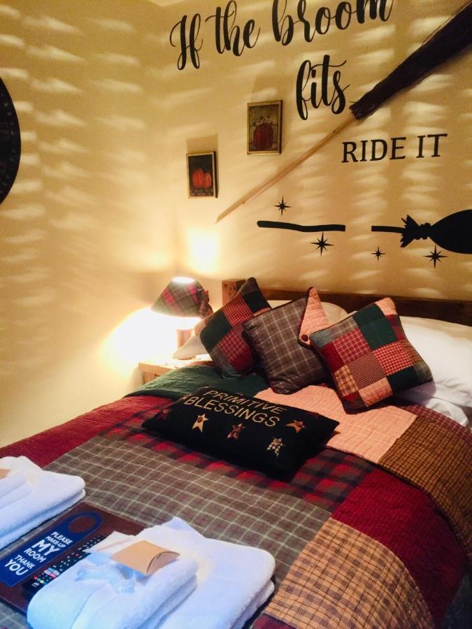 Bumbleberry Cottage Gresford Buitenkant foto