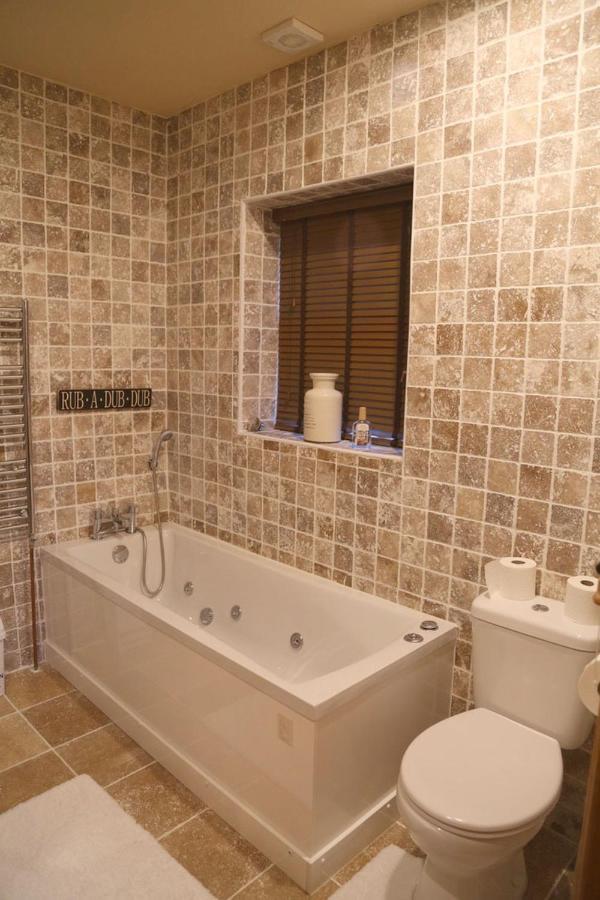 Bumbleberry Cottage Gresford Buitenkant foto