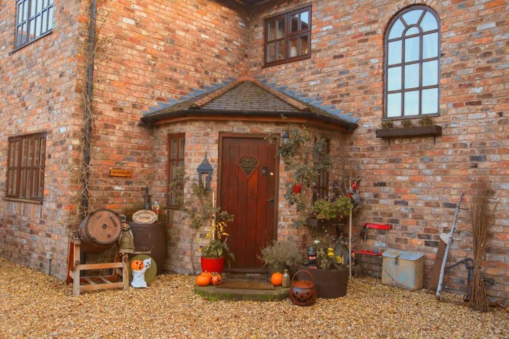 Bumbleberry Cottage Gresford Buitenkant foto