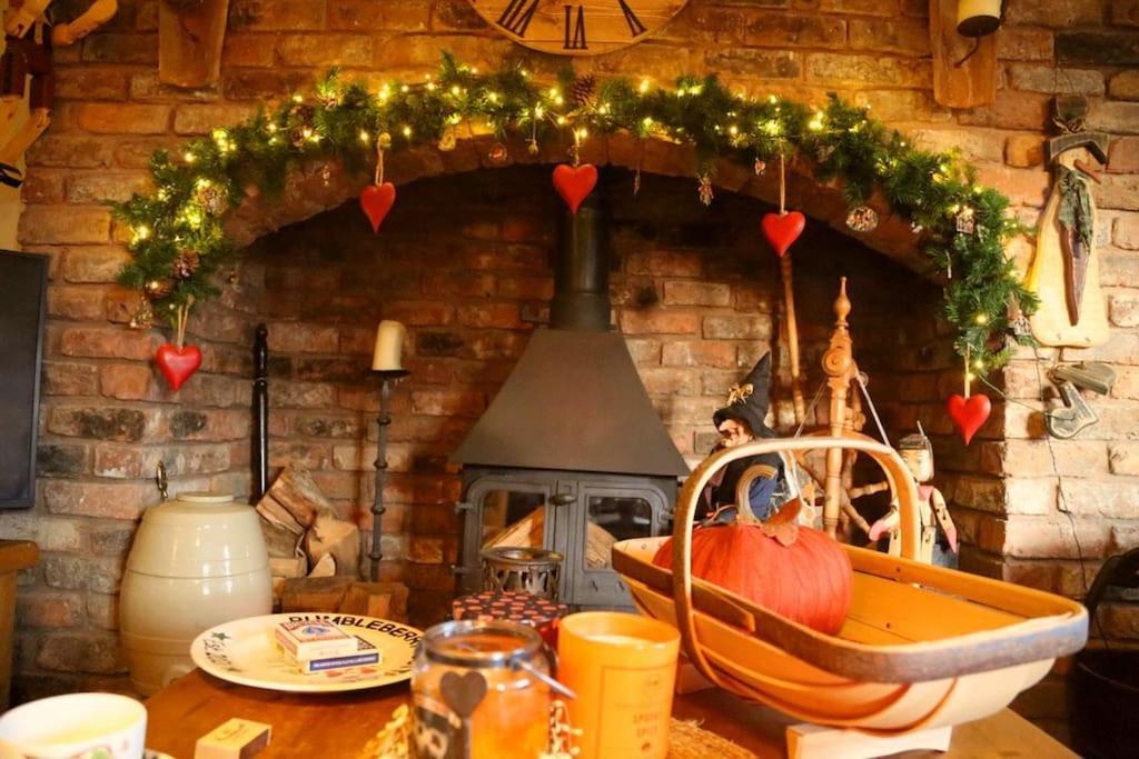 Bumbleberry Cottage Gresford Buitenkant foto
